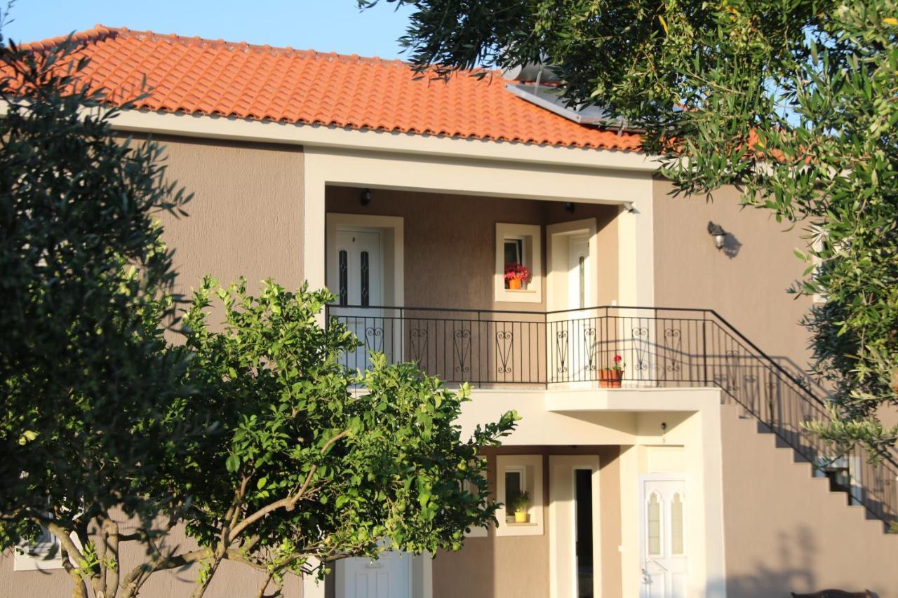 Nikoleta'S Studios Argostoli  Buitenkant foto