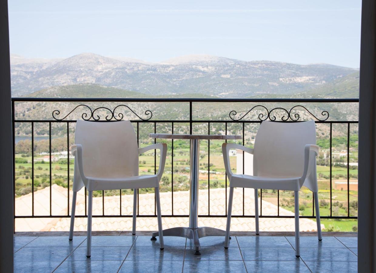 Nikoleta'S Studios Argostoli  Buitenkant foto
